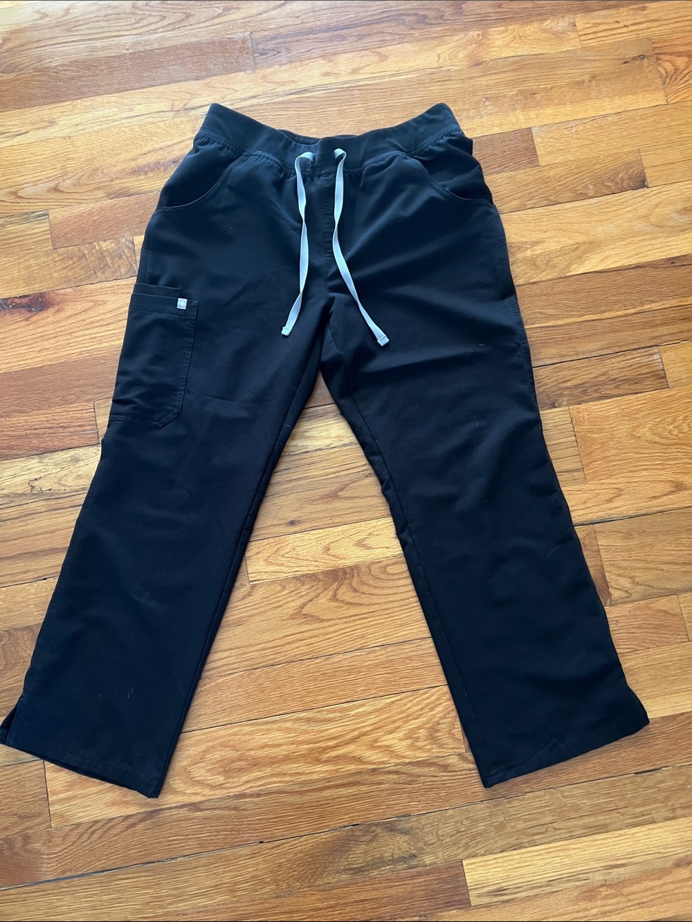 Figs women’s scrub pants